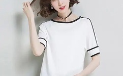 坐在学长的根茎写作业